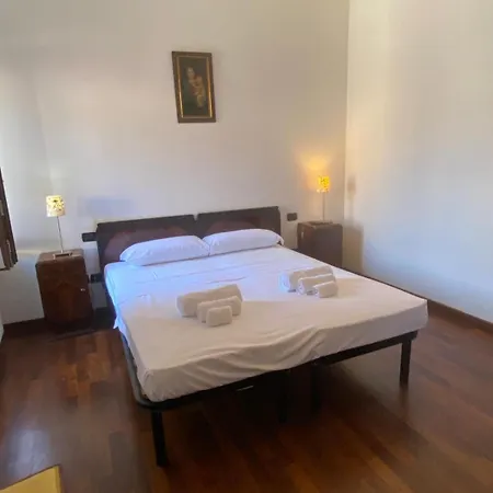 Castelvecchioundici Di Salvatore Zecca